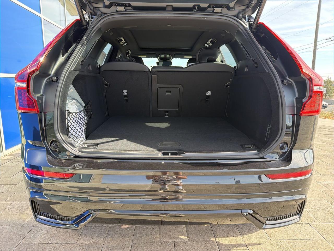 2026 Volvo XC60 Plug-In Hybrid T8 Ultra Black Edition Bend OR