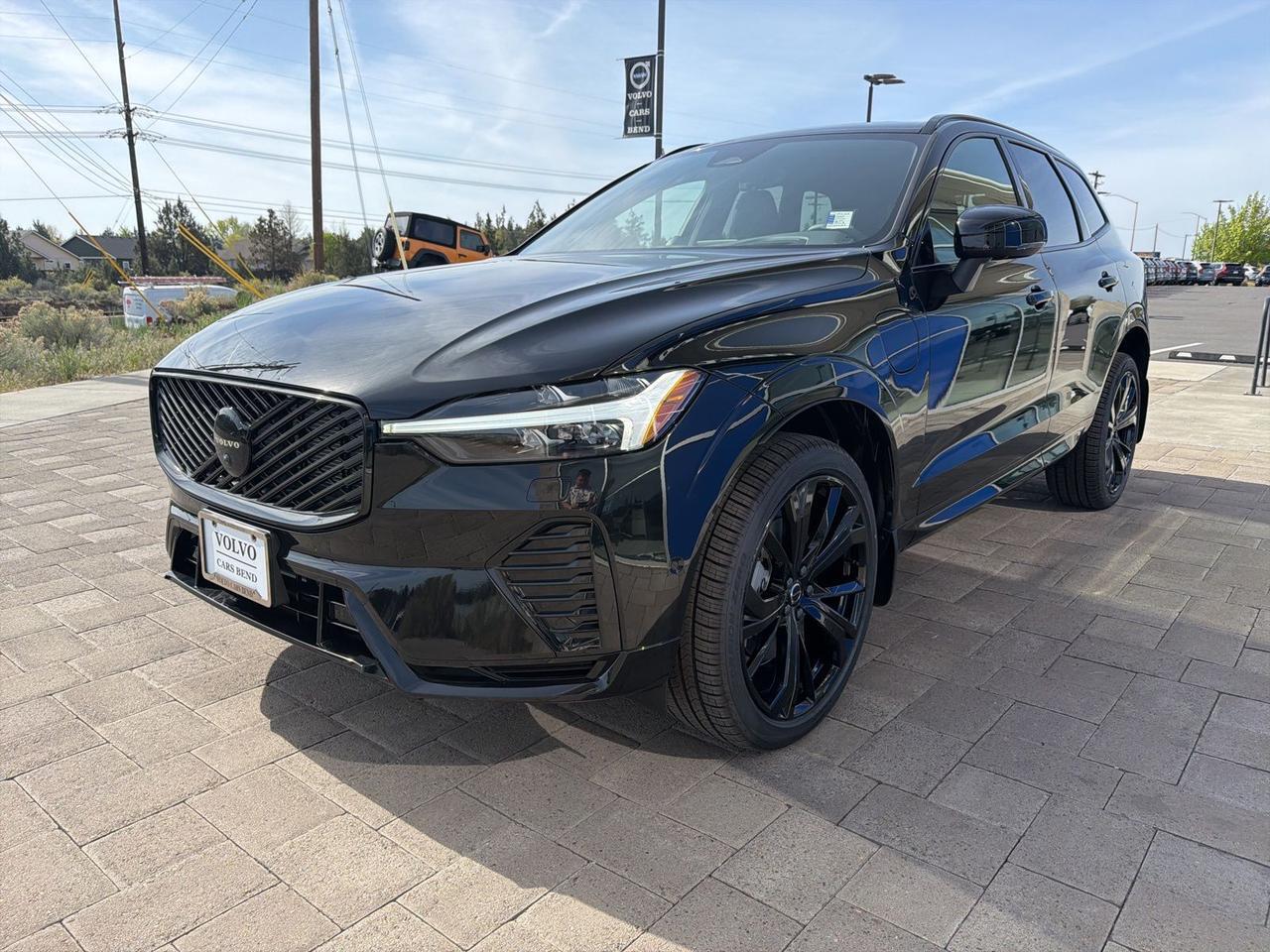 2026 Volvo XC60 Plug-In Hybrid T8 Ultra Black Edition Bend OR