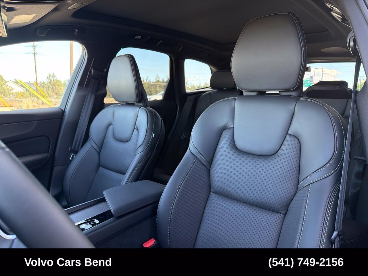 2026 Volvo XC60 Plug-In Hybrid T8 Ultra Black Edition Bend OR