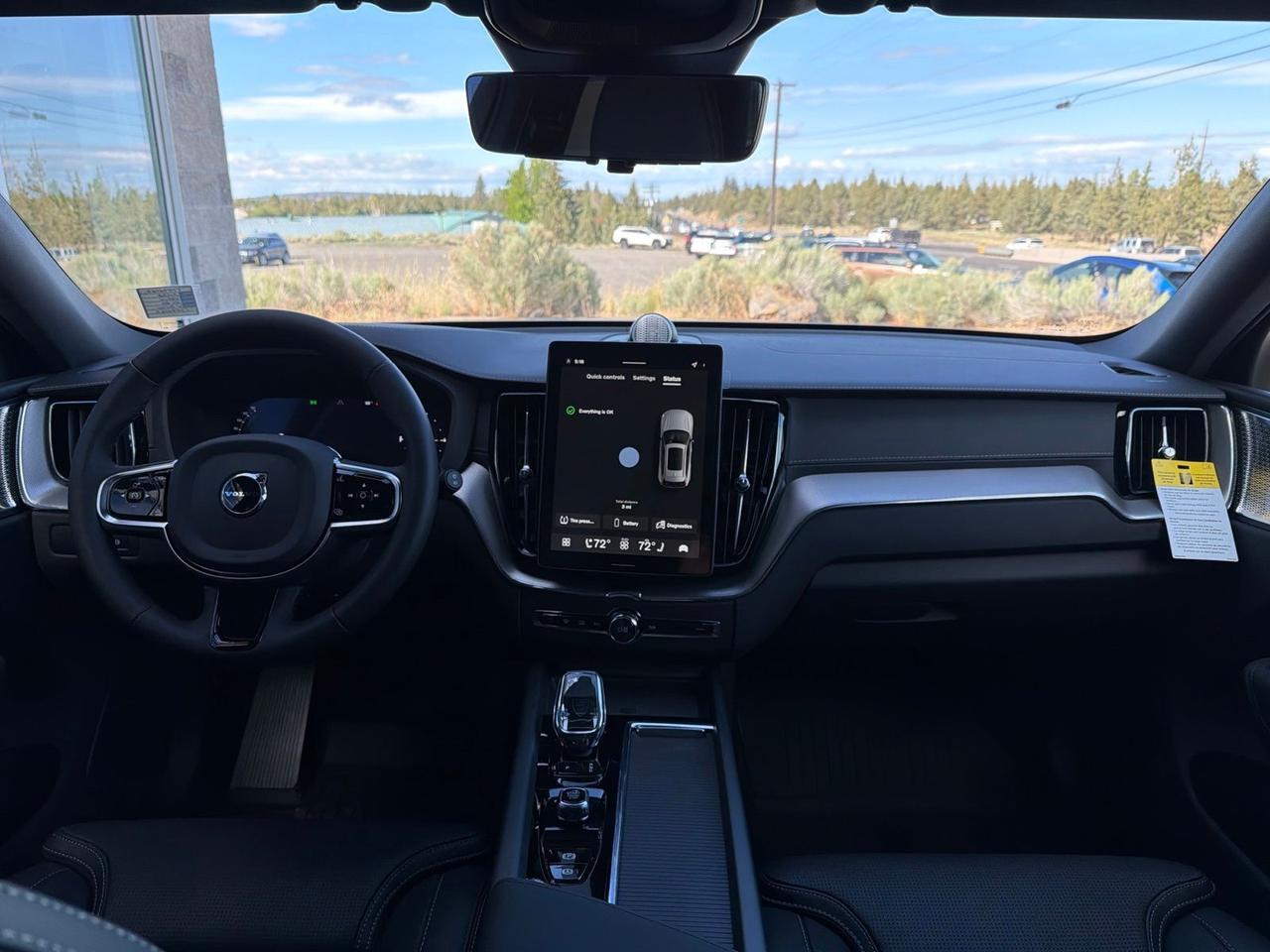 2026 Volvo XC60 Plug-In Hybrid T8 Ultra Black Edition Bend OR