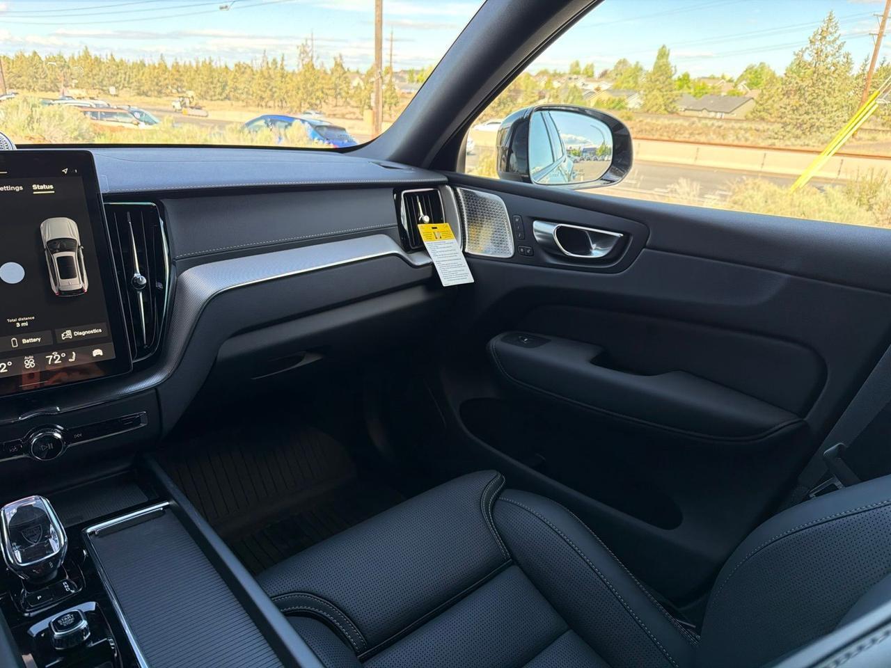 2026 Volvo XC60 Plug-In Hybrid T8 Ultra Black Edition Bend OR