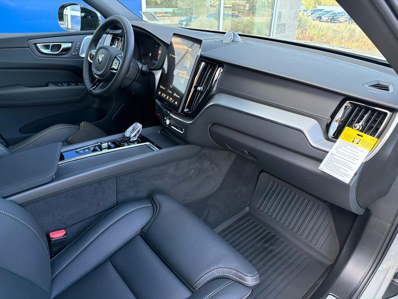 2026 Volvo XC60 Plug-In Hybrid T8 Ultra Black Edition Bend OR
