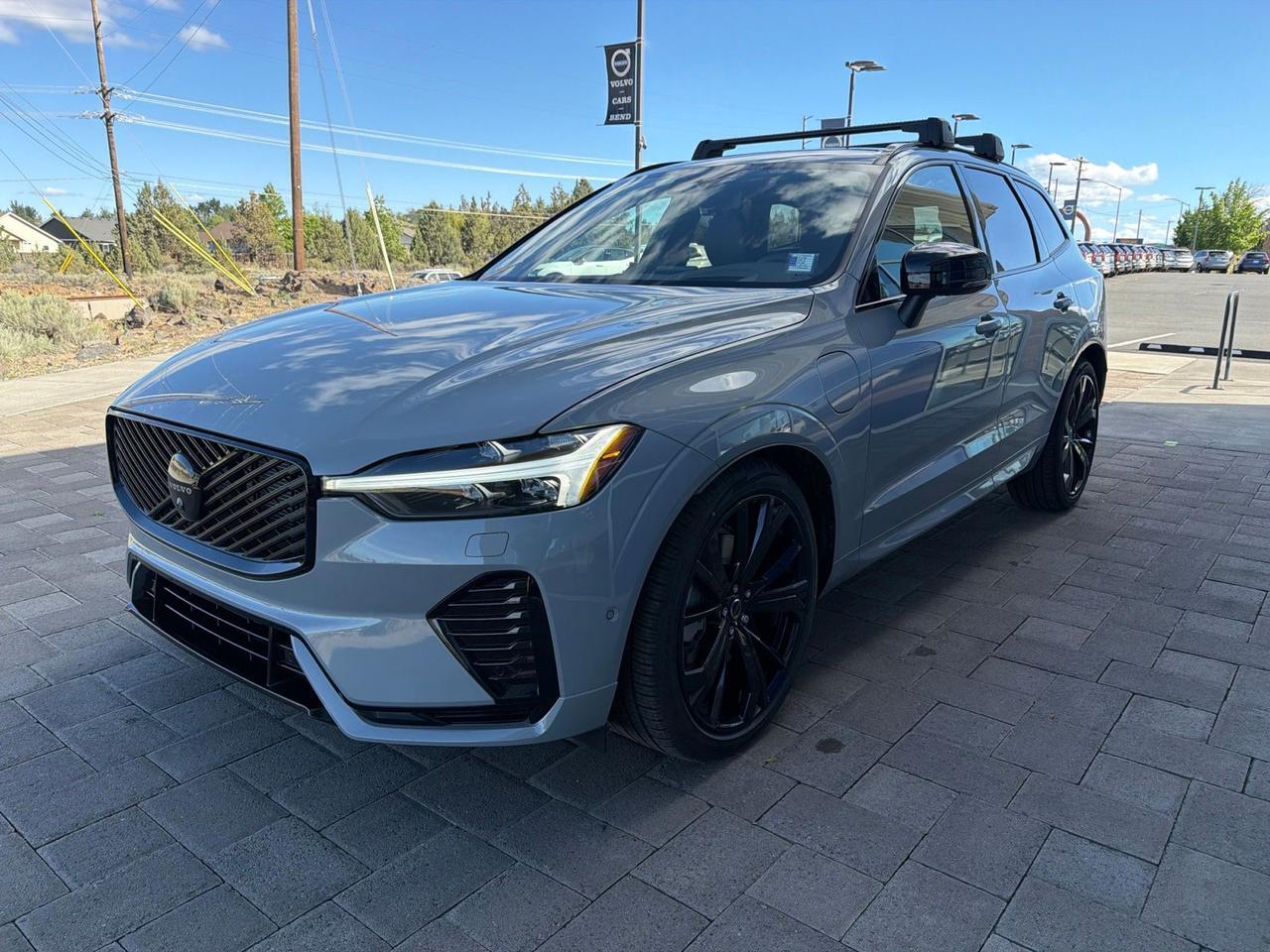 2026 Volvo XC60 Plug-In Hybrid T8 Ultra Black Edition Bend OR