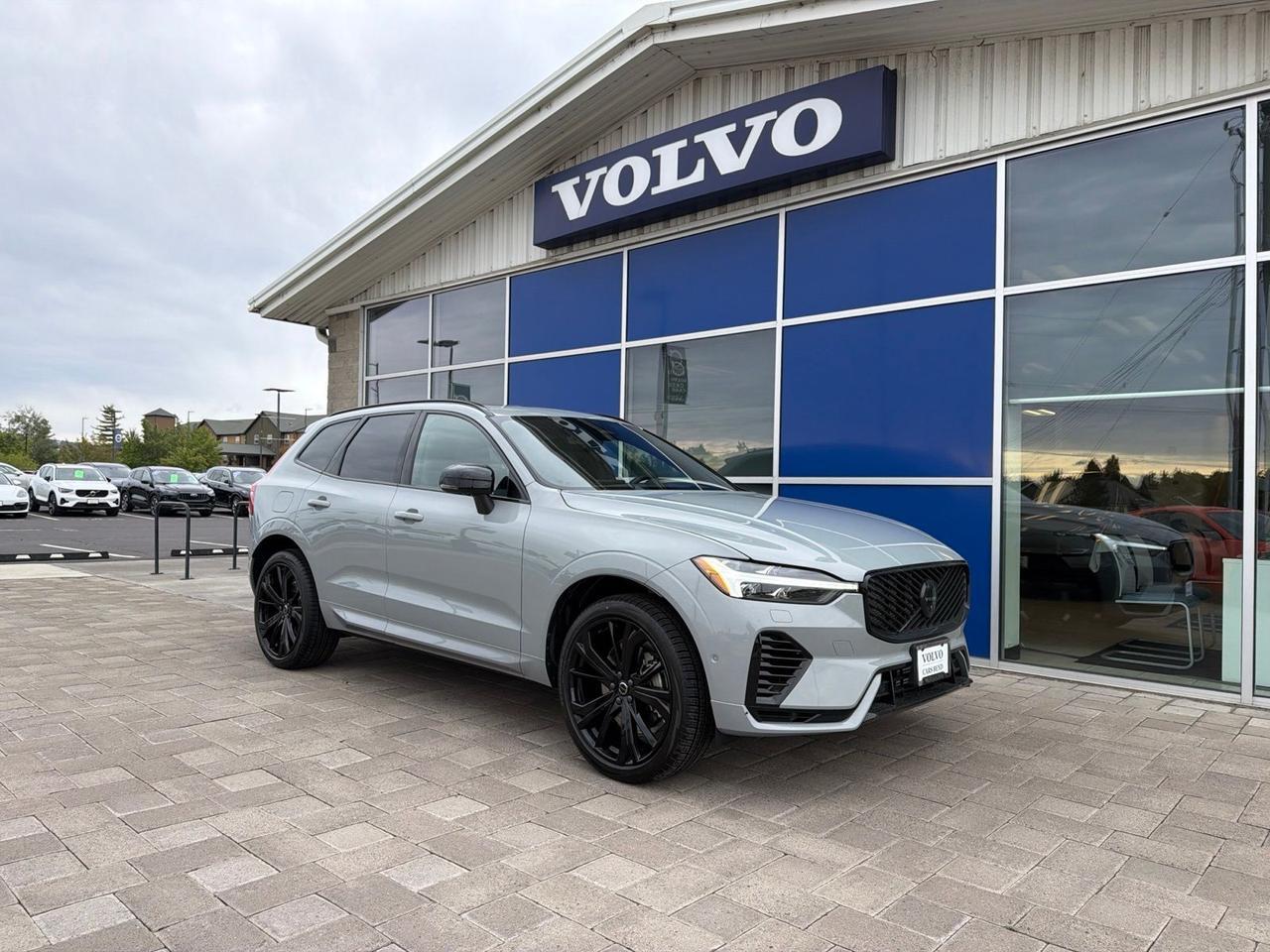 2026 Volvo XC60 Plug-In Hybrid T8 Ultra Black Edition