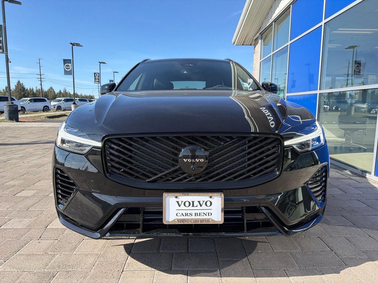 2026 Volvo XC60 Plug-In Hybrid T8 Ultra Black Edition Bend OR