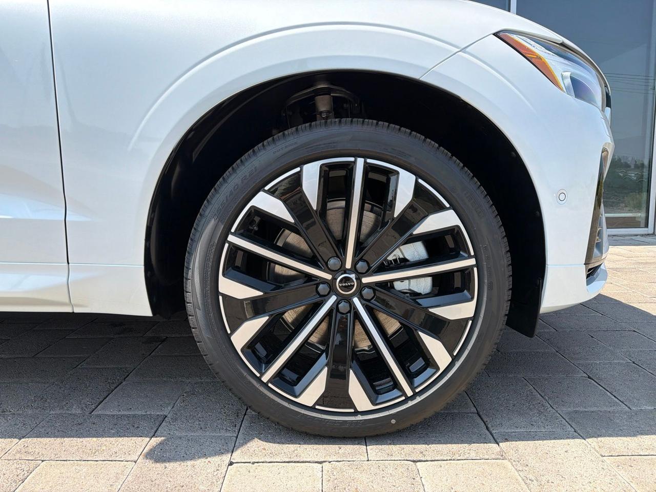2026 Volvo XC60 Plug-In Hybrid T8 Ultra Bend OR