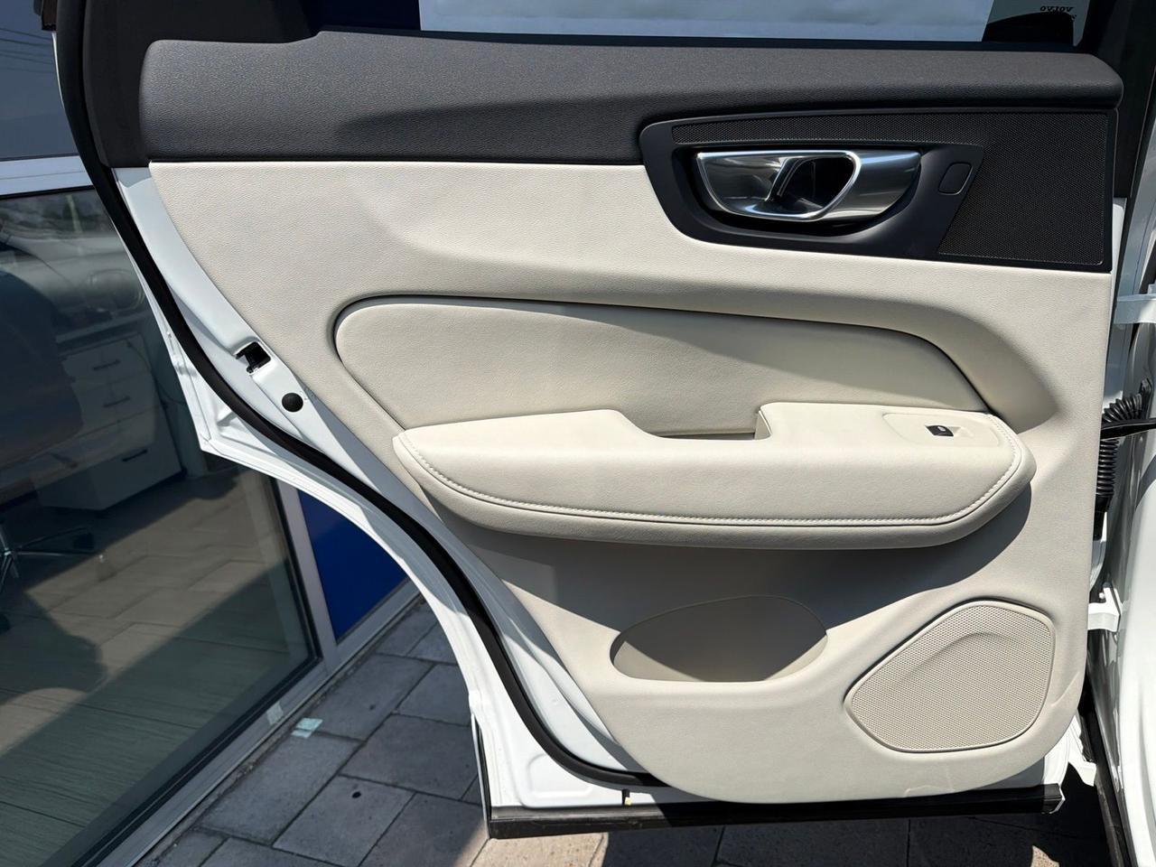 2026 Volvo XC60 Plug-In Hybrid T8 Ultra Bend OR
