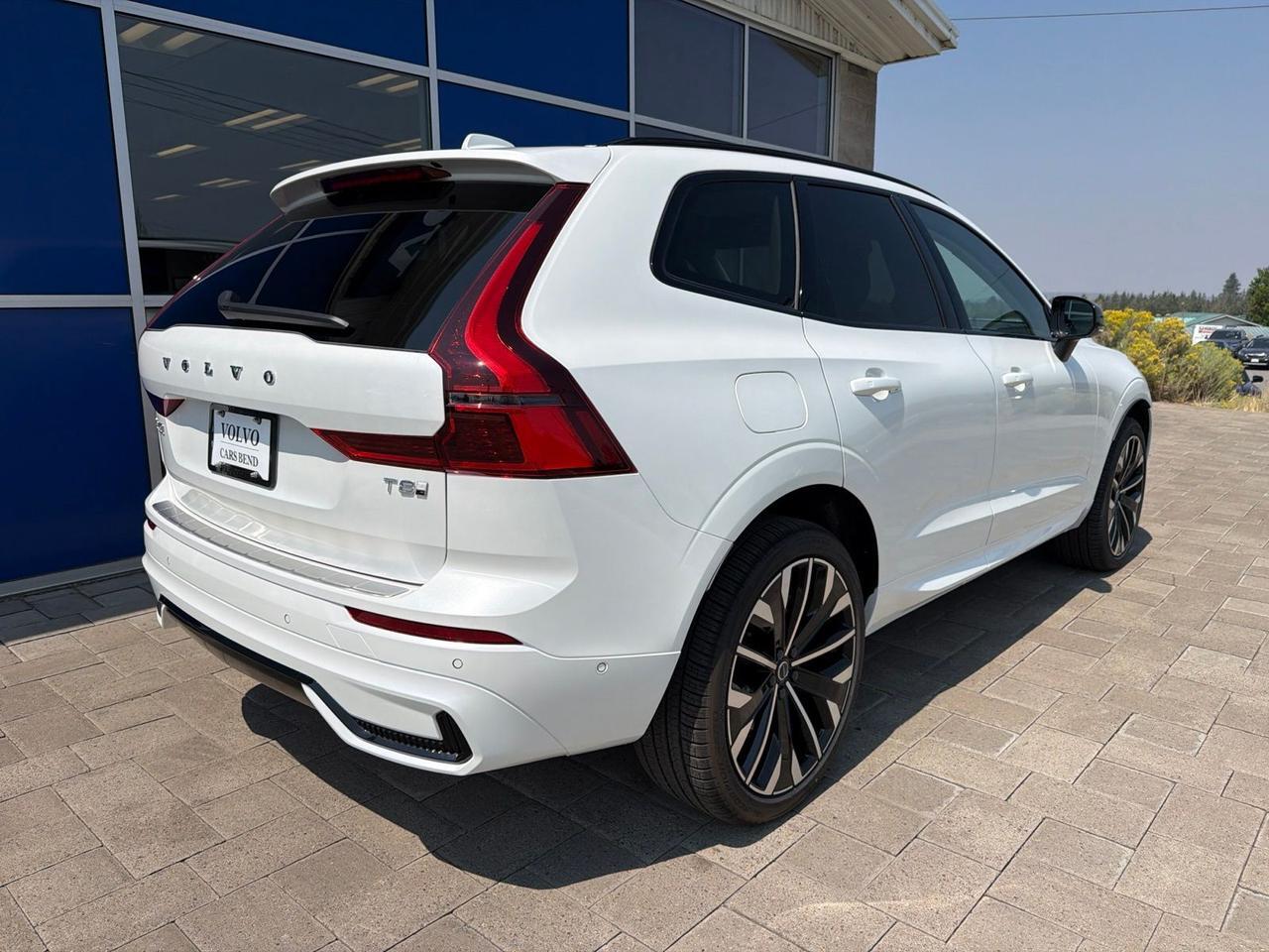 2026 Volvo XC60 Plug-In Hybrid T8 Ultra Bend OR