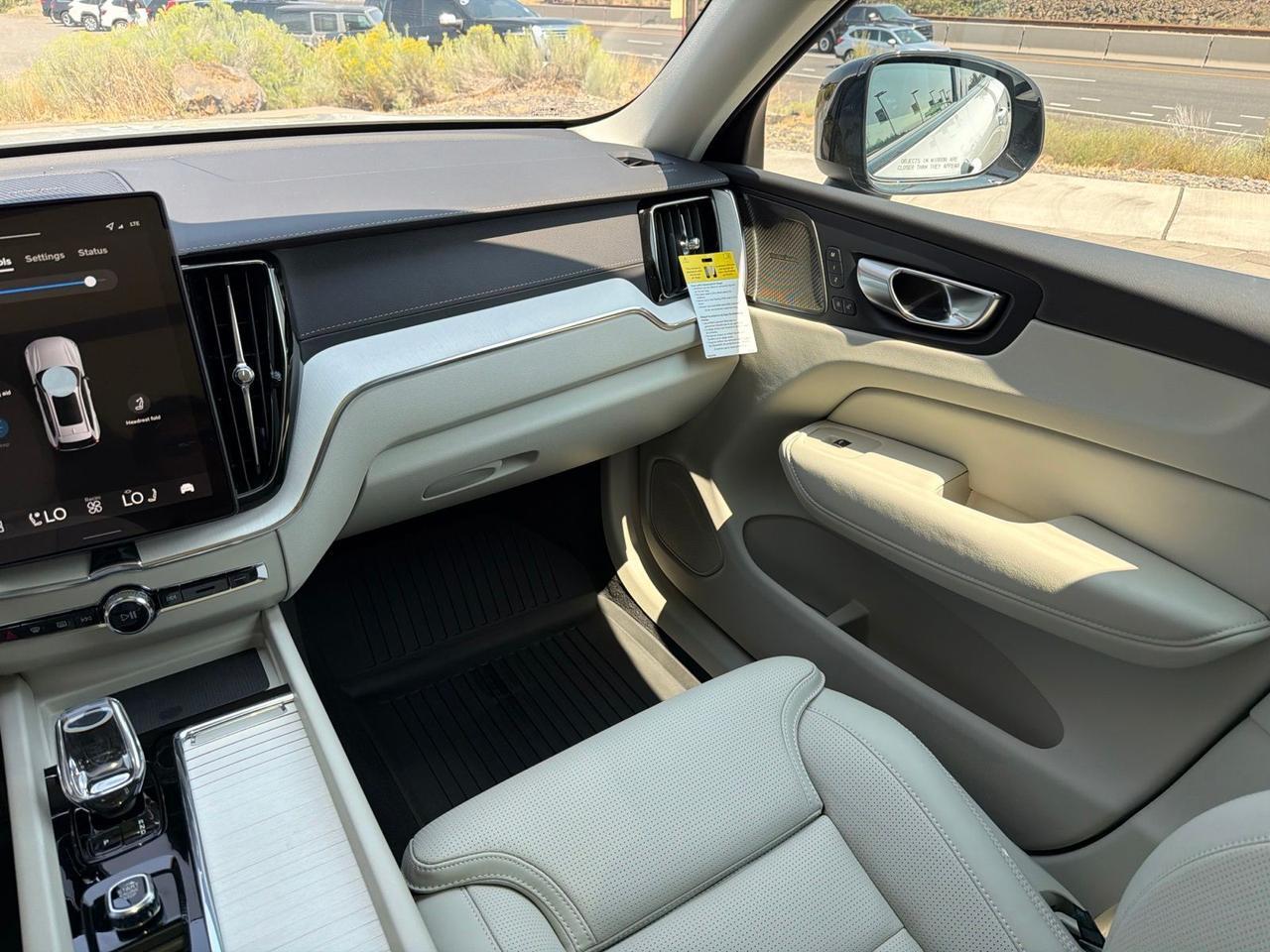 2026 Volvo XC60 Plug-In Hybrid T8 Ultra Bend OR
