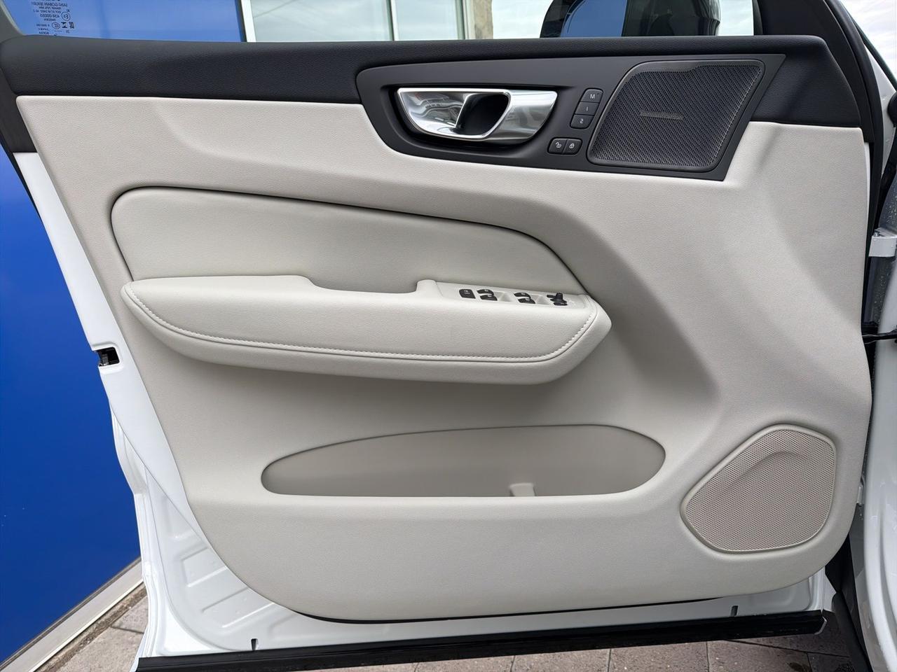 2026 Volvo XC60 Plug-In Hybrid T8 Ultra Bend OR