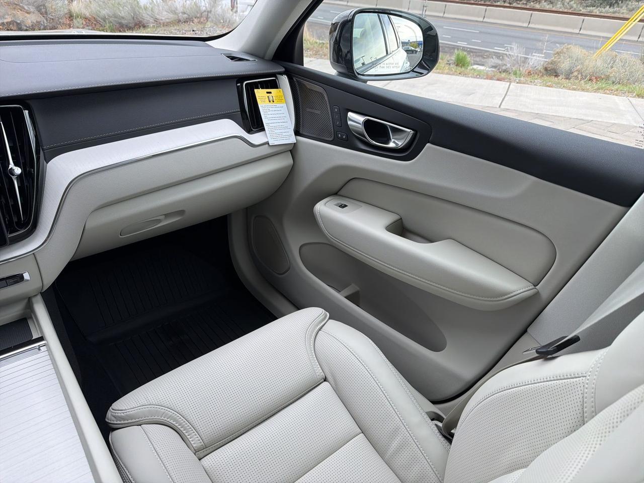 2026 Volvo XC60 Plug-In Hybrid T8 Ultra Bend OR