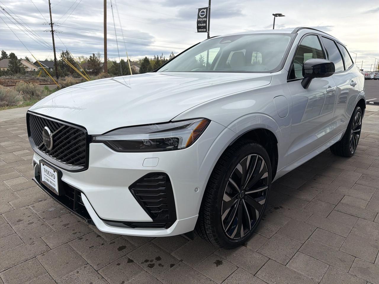 2026 Volvo XC60 Plug-In Hybrid T8 Ultra Bend OR