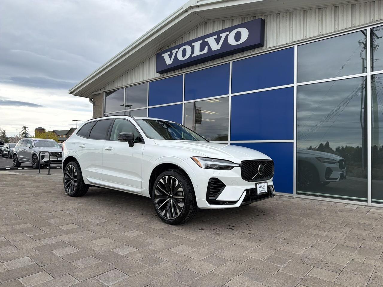 2026 Volvo XC60 Plug-In Hybrid T8 Ultra