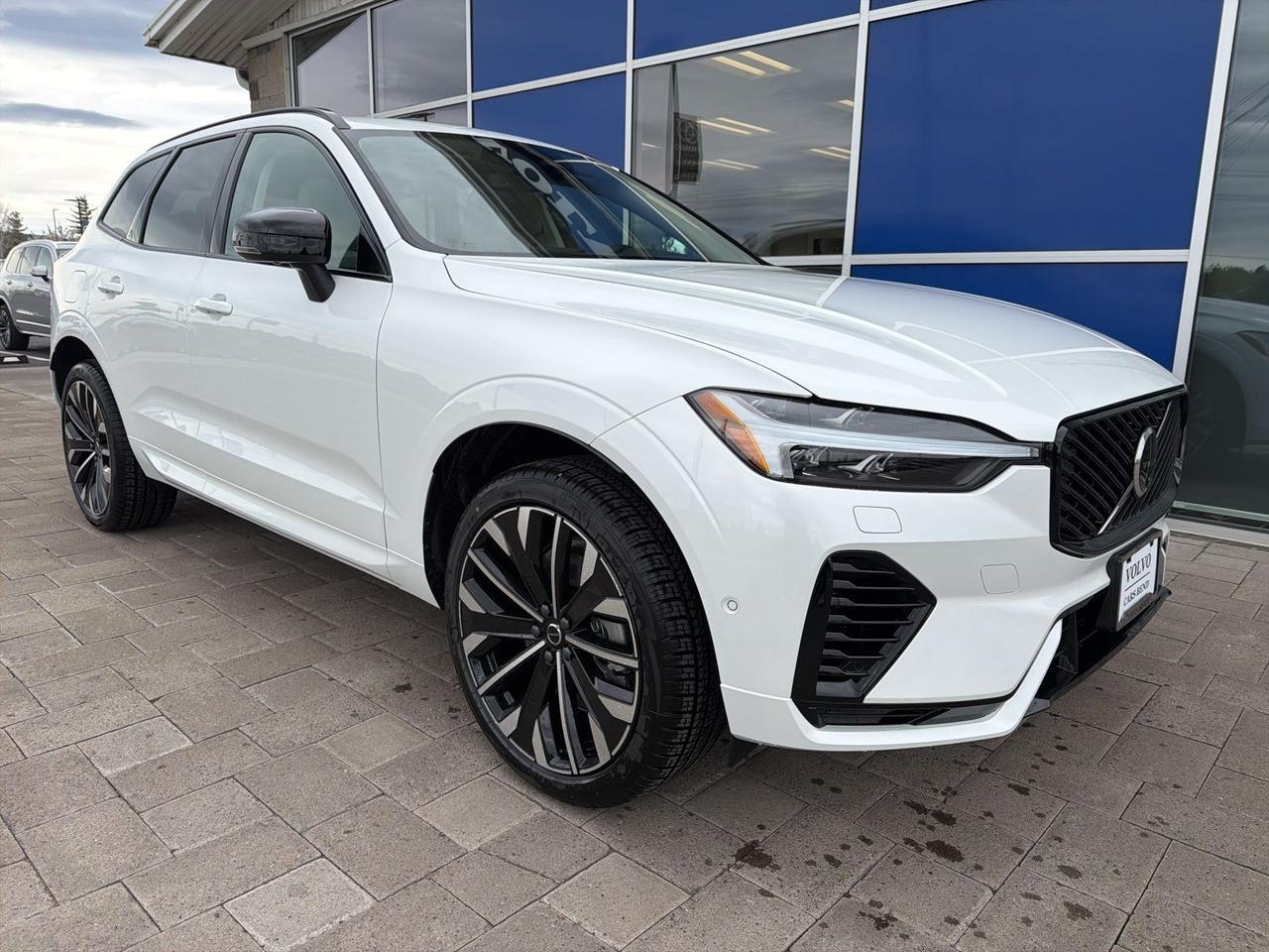 2026 Volvo XC60 Plug-In Hybrid T8 Ultra Bend OR