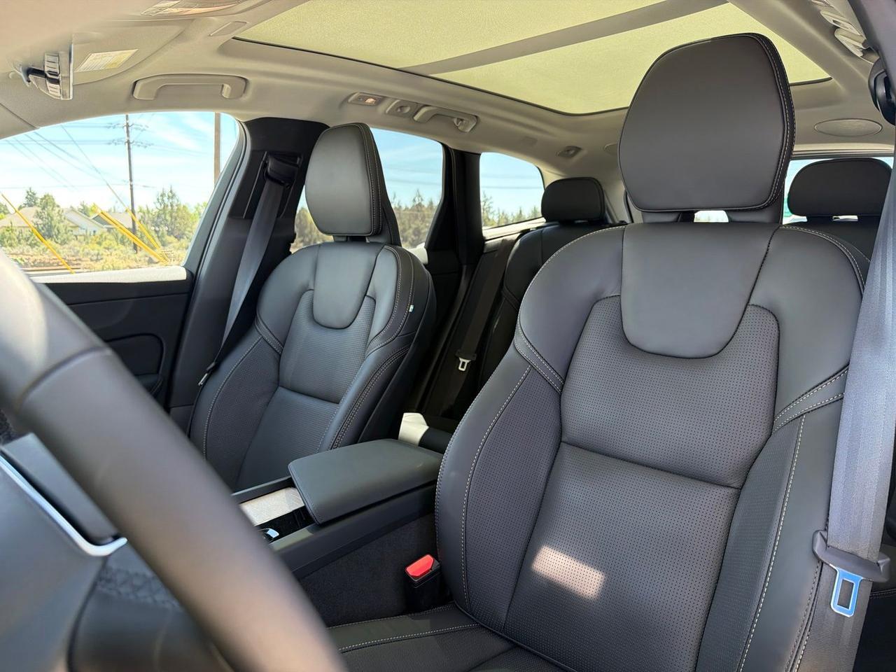 2026 Volvo XC60 Plug-In Hybrid T8 Ultra Bend OR