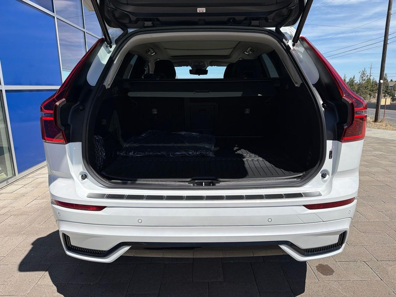 2026 Volvo XC60 Plug-In Hybrid T8 Ultra Bend OR