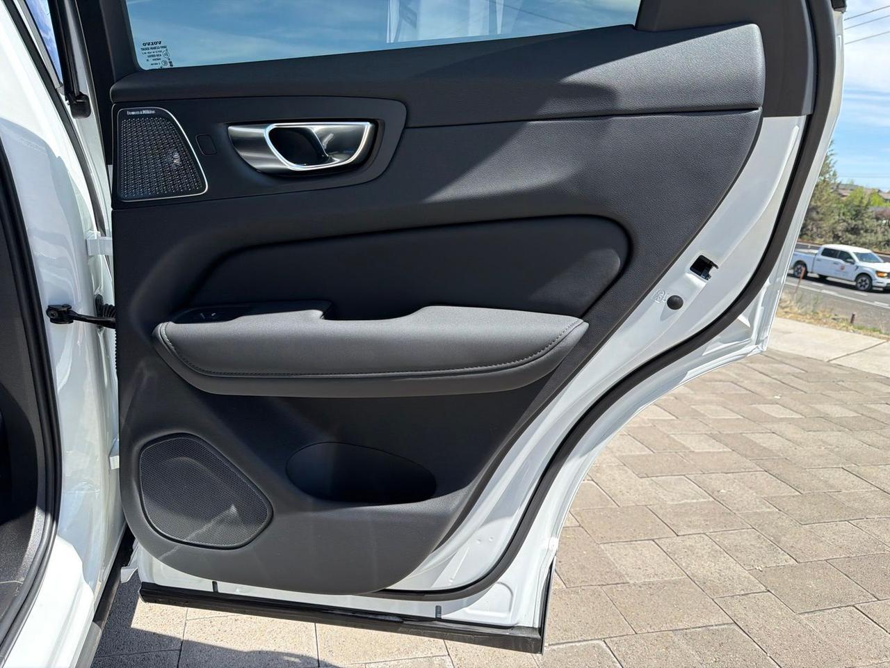 2026 Volvo XC60 Plug-In Hybrid T8 Ultra Bend OR