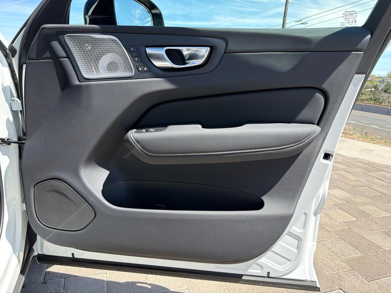 2026 Volvo XC60 Plug-In Hybrid T8 Ultra Bend OR