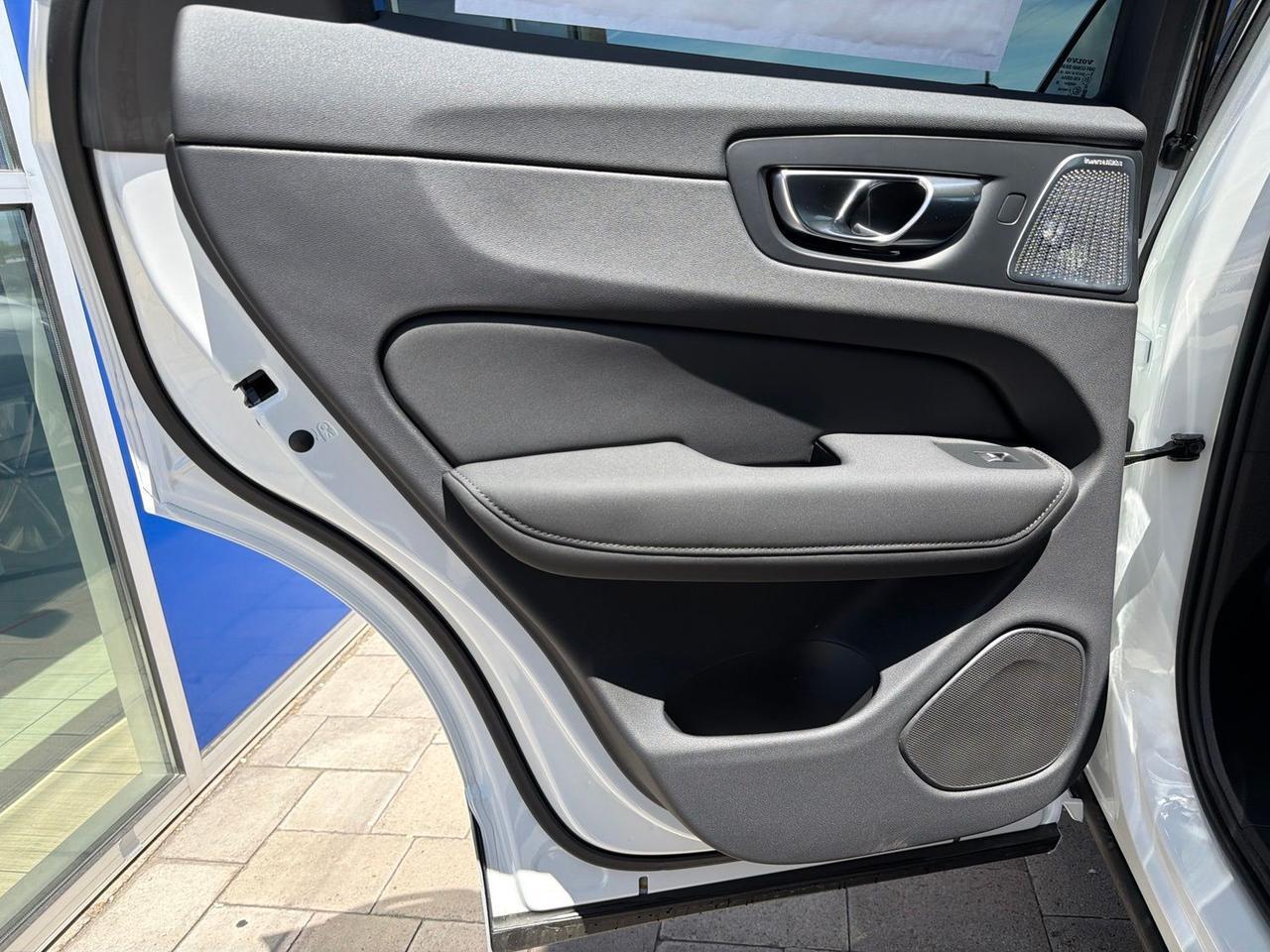 2026 Volvo XC60 Plug-In Hybrid T8 Ultra Bend OR