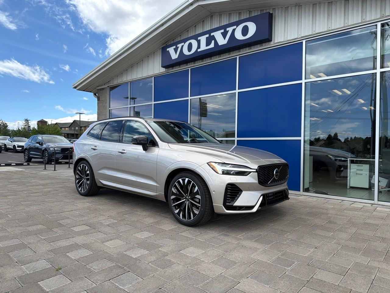 2026 Volvo XC60 Plug-In Hybrid T8 Ultra