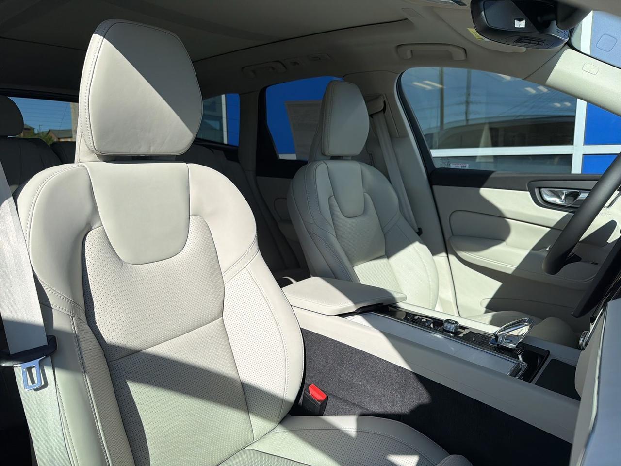 2026 Volvo XC60 Plug-In Hybrid T8 Ultra Bend OR