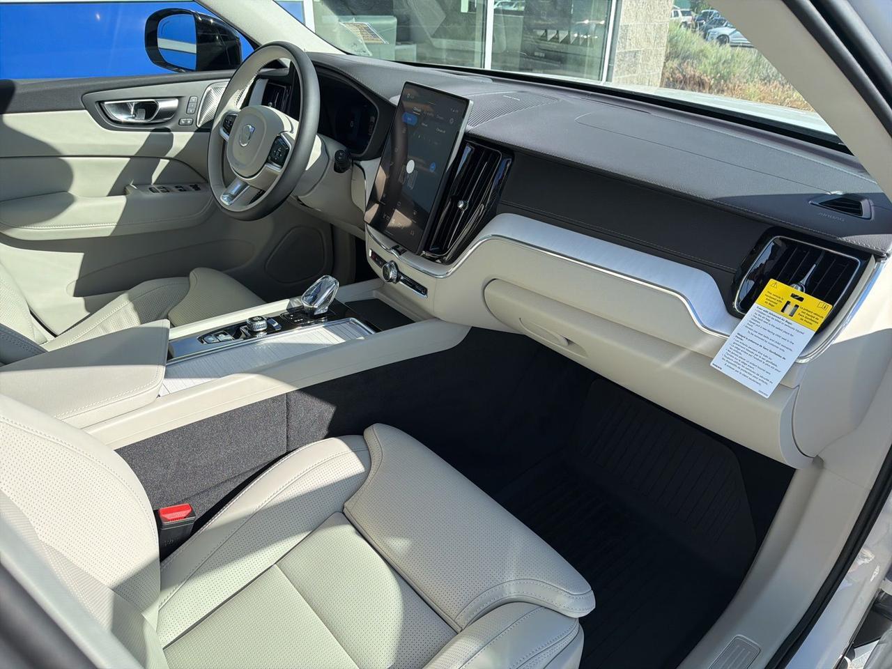 2026 Volvo XC60 Plug-In Hybrid T8 Ultra Bend OR