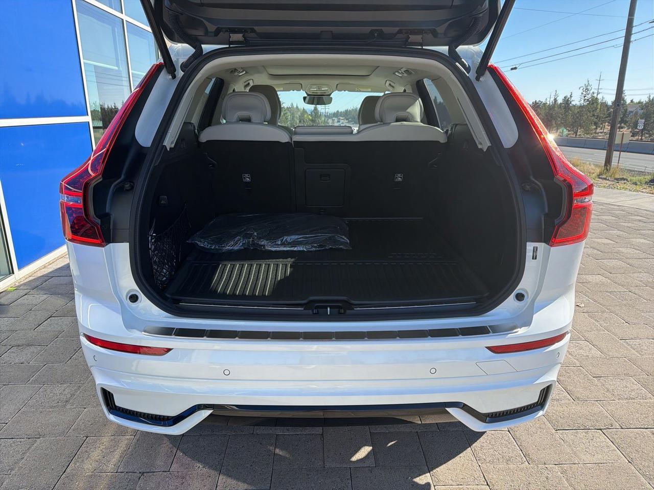2026 Volvo XC60 Plug-In Hybrid T8 Ultra Bend OR