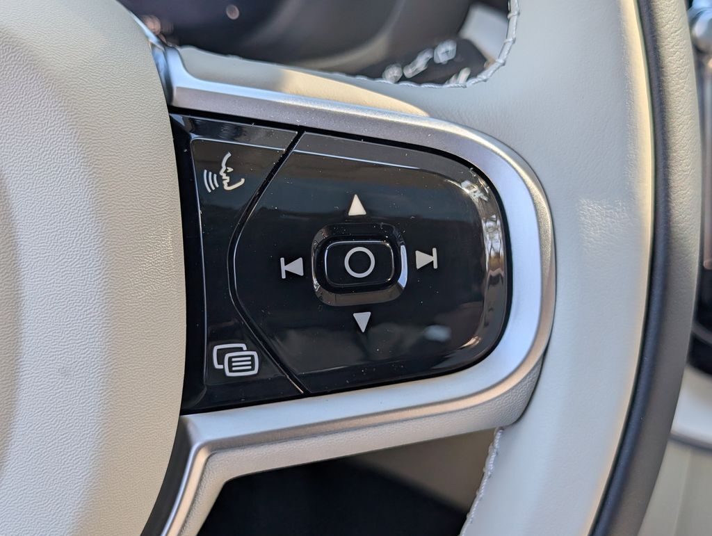 2026 Volvo XC60 Plug-In Hybrid T8 Ultra Hunt Valley MD