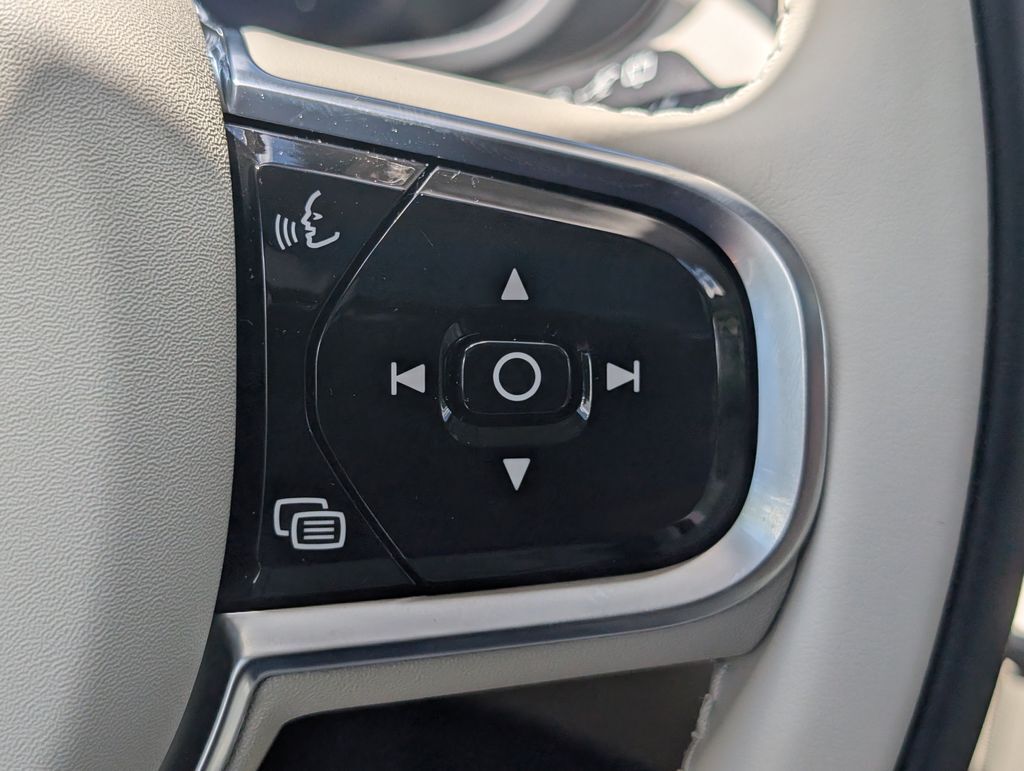 2026 Volvo XC60 Plug-In Hybrid T8 Ultra Hunt Valley MD