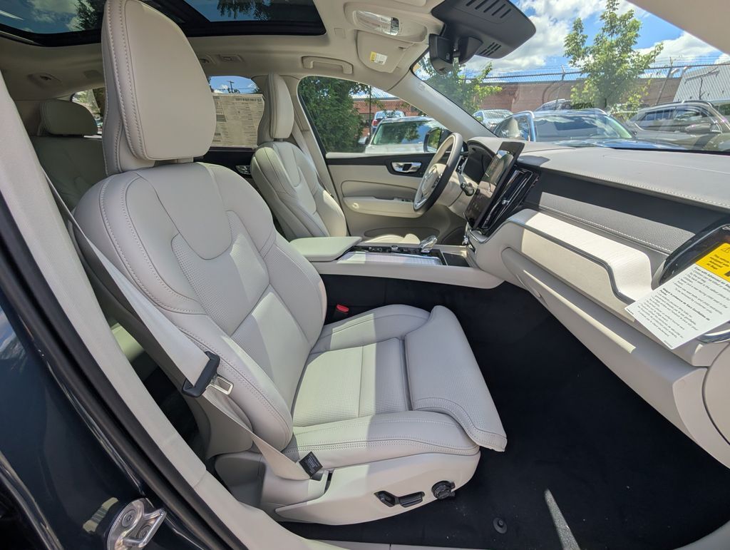 2026 Volvo XC60 Plug-In Hybrid T8 Ultra Hunt Valley MD