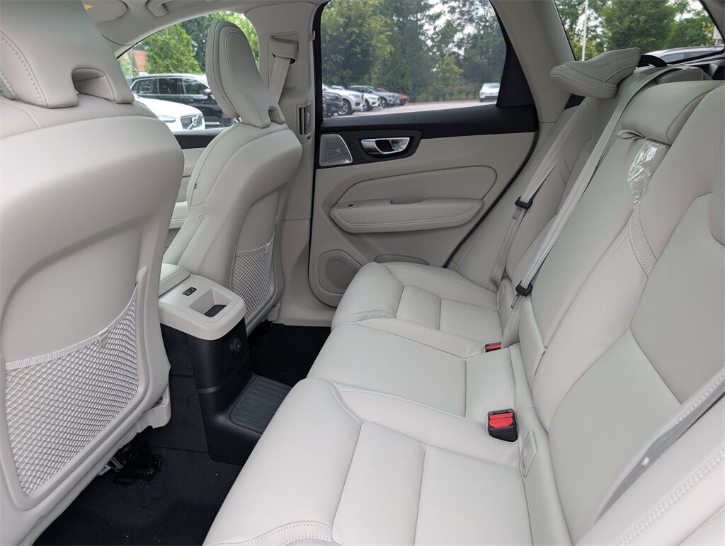 2026 Volvo XC60 Plug-In Hybrid T8 Ultra Hunt Valley MD