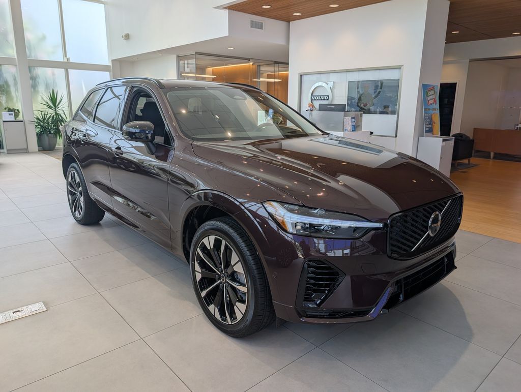2026 Volvo XC60 Plug-In Hybrid T8 Ultra
