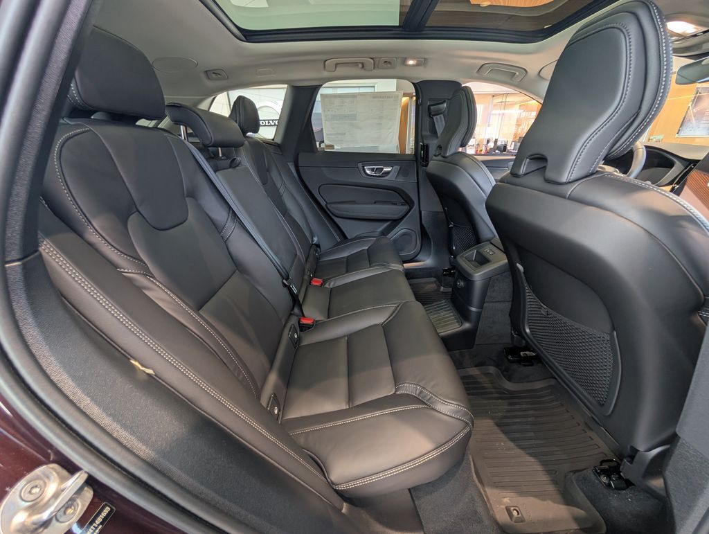 2026 Volvo XC60 Plug-In Hybrid T8 Ultra Hunt Valley MD