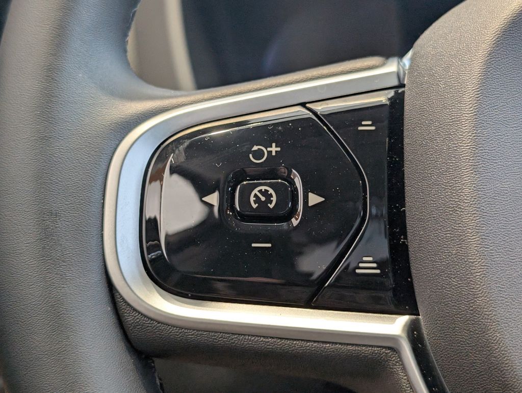 2026 Volvo XC60 Plug-In Hybrid T8 Ultra Hunt Valley MD