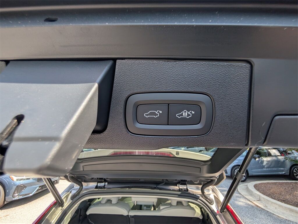 2026 Volvo XC60 Plug-In Hybrid T8 Ultra Hunt Valley MD