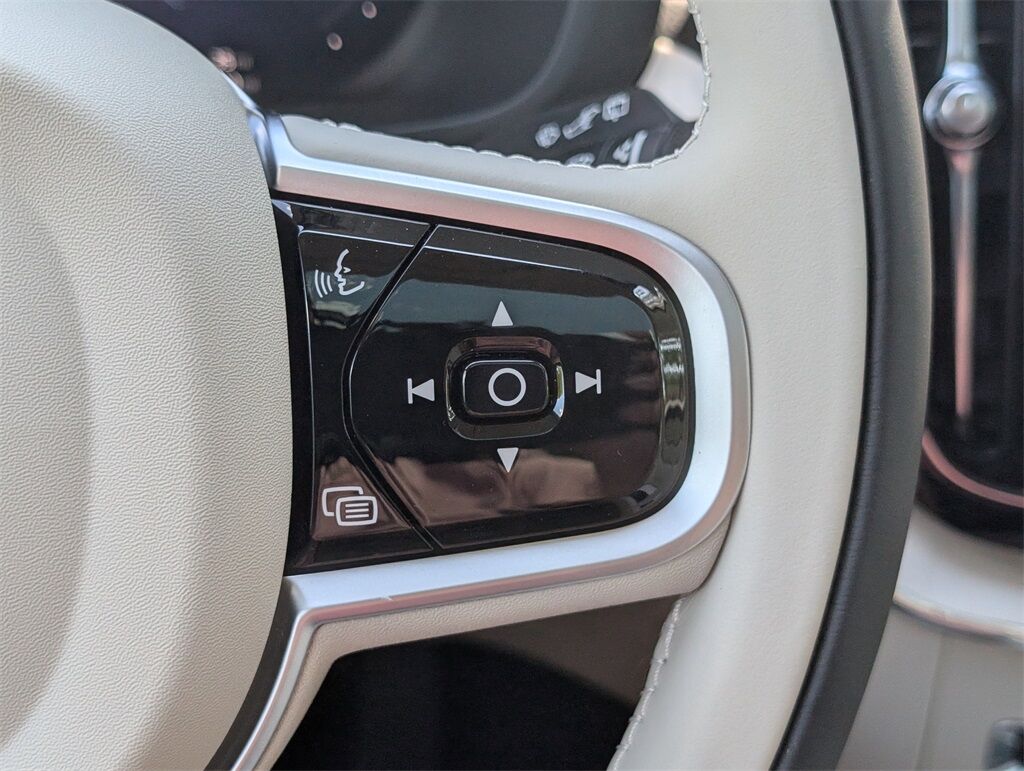 2026 Volvo XC60 Plug-In Hybrid T8 Ultra Hunt Valley MD