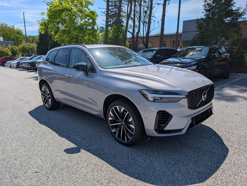 2026 Volvo XC60 Plug-In Hybrid