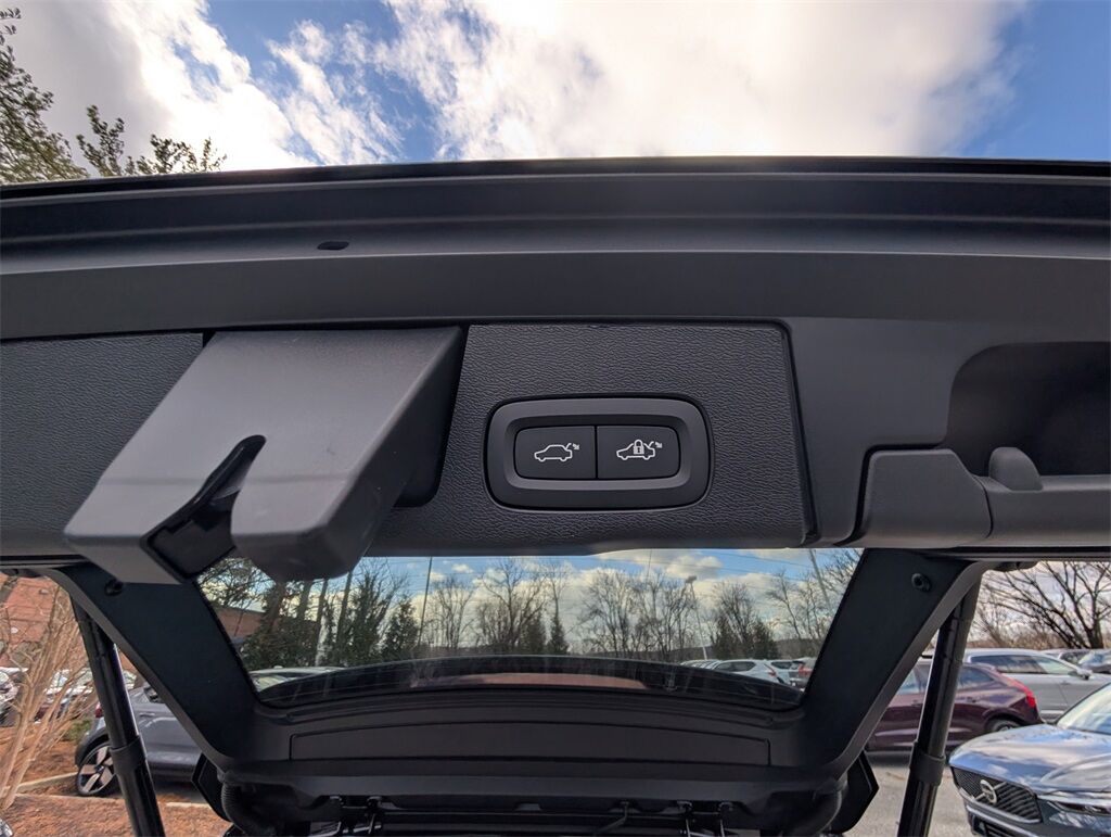 2026 Volvo XC60 Plug-In Hybrid T8 Ultra Hunt Valley MD