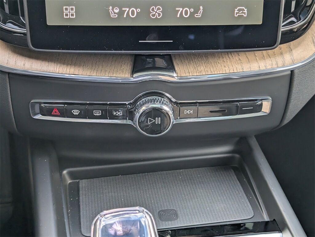 2026 Volvo XC60 Plug-In Hybrid T8 Ultra Hunt Valley MD