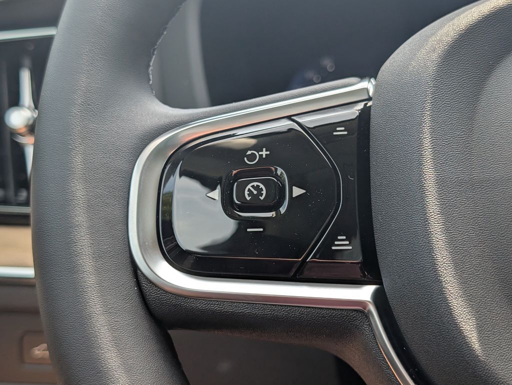 2026 Volvo XC60 Plug-In Hybrid T8 Ultra Hunt Valley MD