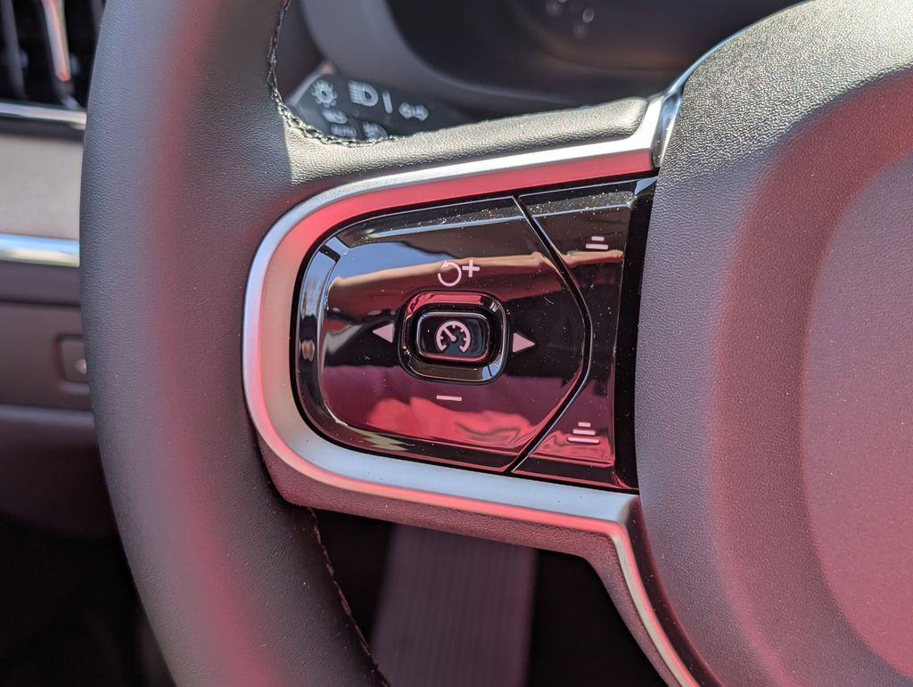 2026 Volvo XC60 Plug-In Hybrid T8 Ultra Hunt Valley MD