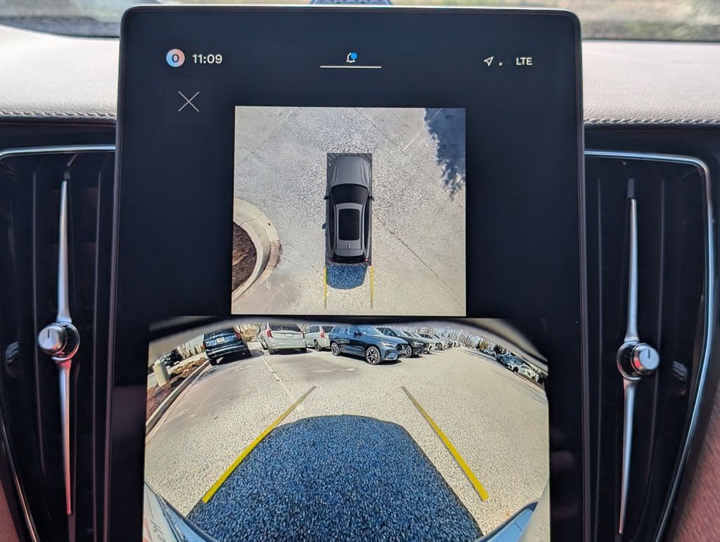 2026 Volvo XC60 Plug-In Hybrid T8 Ultra Hunt Valley MD