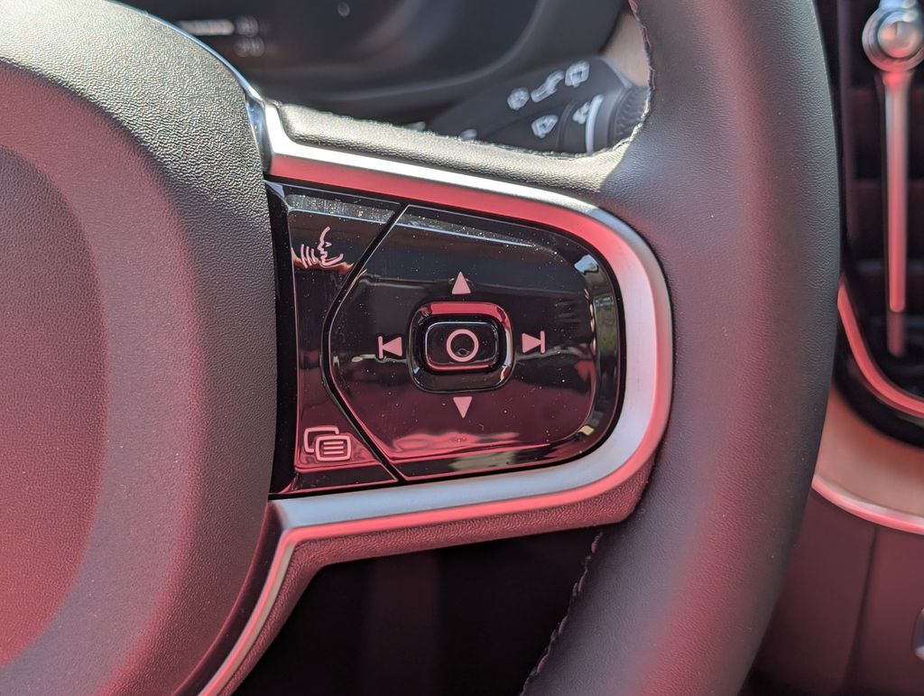 2026 Volvo XC60 Plug-In Hybrid T8 Ultra Hunt Valley MD