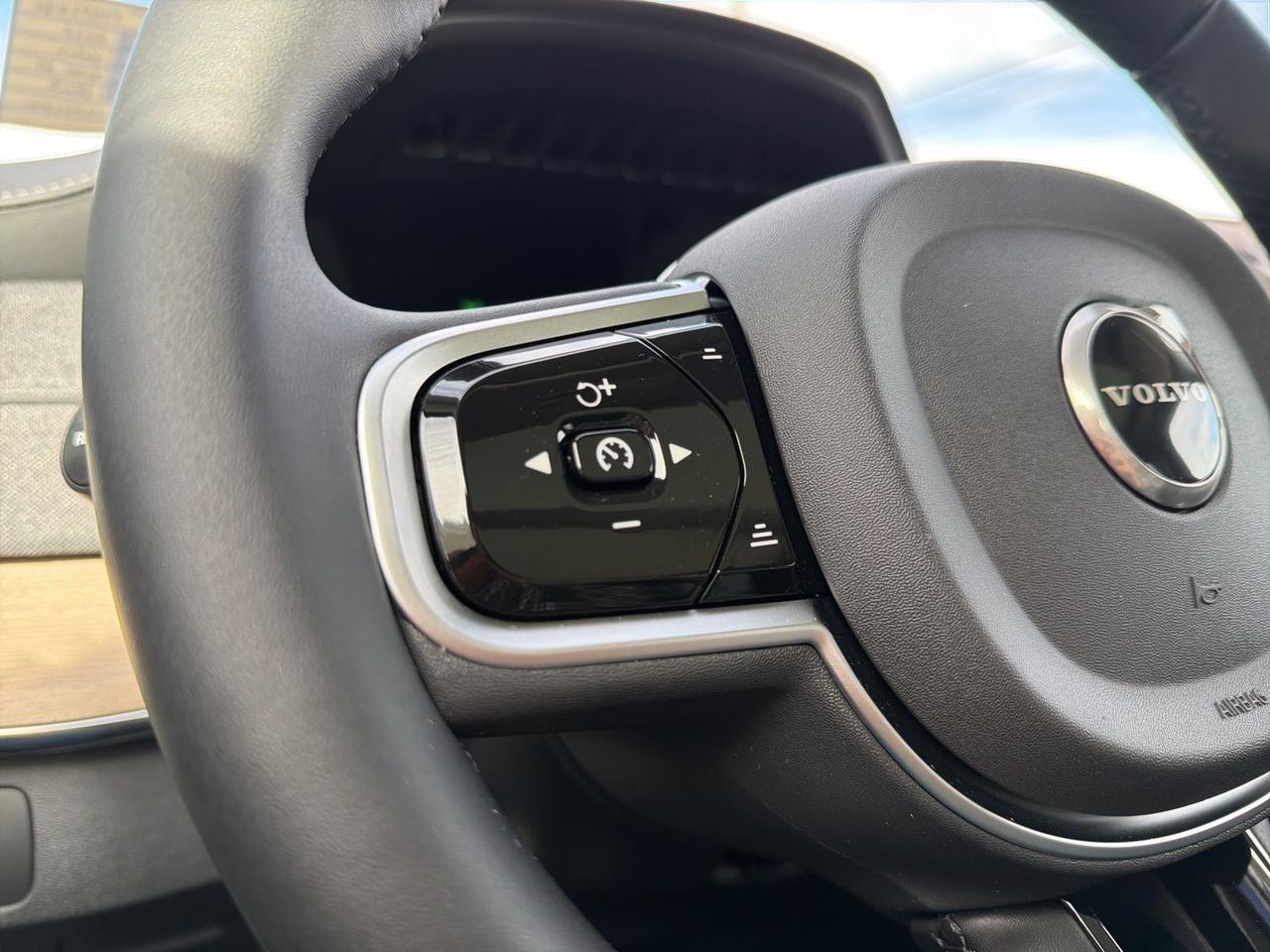 2026 Volvo XC90 B5 Core Bend OR