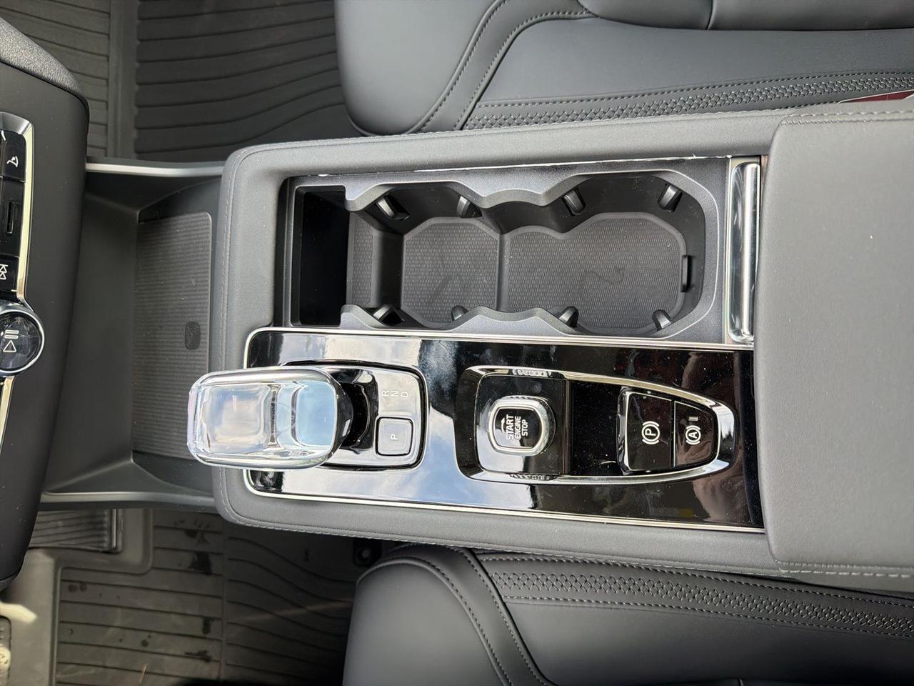 2026 Volvo XC90 B5 Core Bend OR