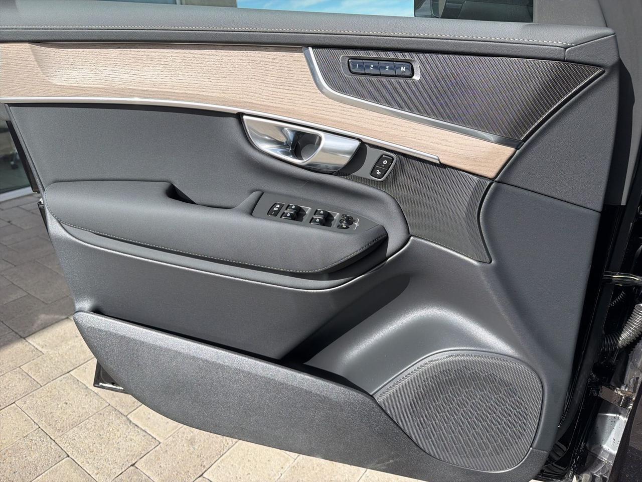 2026 Volvo XC90 B5 Core Bend OR