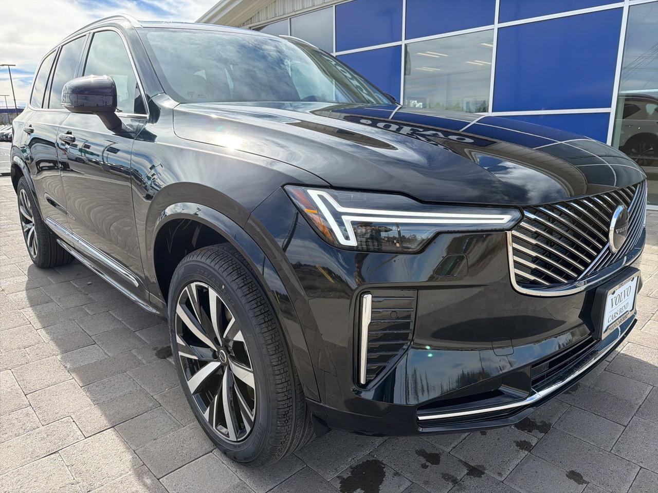 2026 Volvo XC90 B5 Core