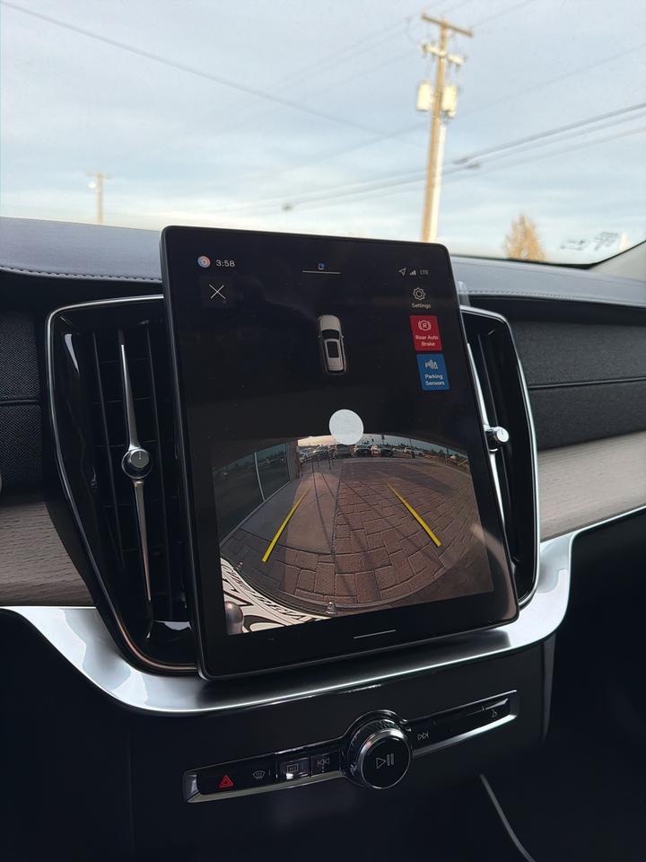 2026 Volvo XC90 B5 Core Bend OR