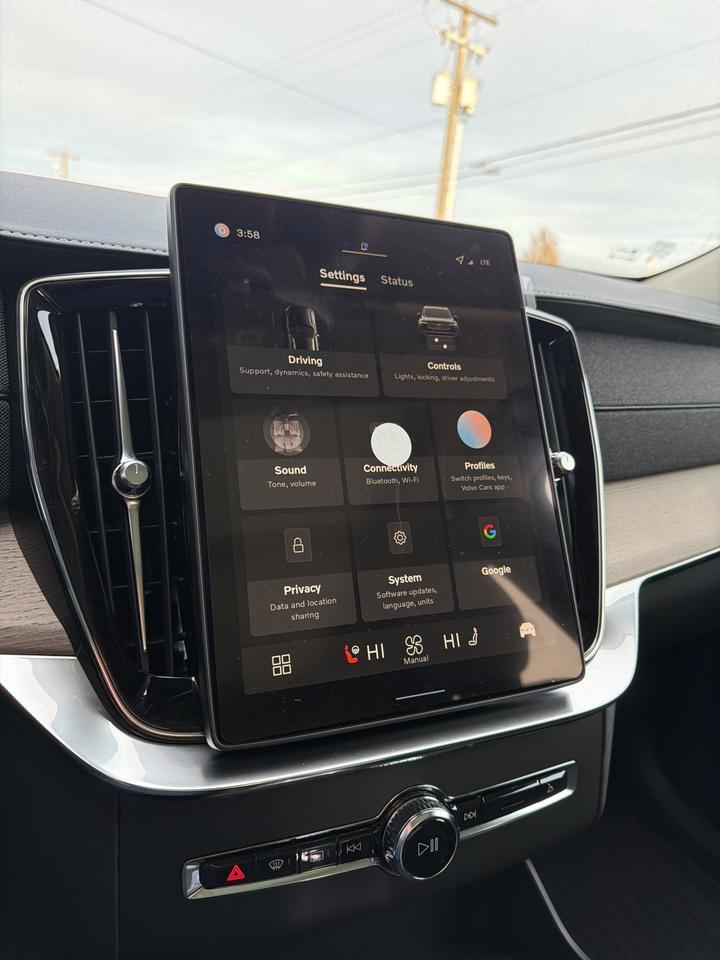 2026 Volvo XC90 B5 Core Bend OR