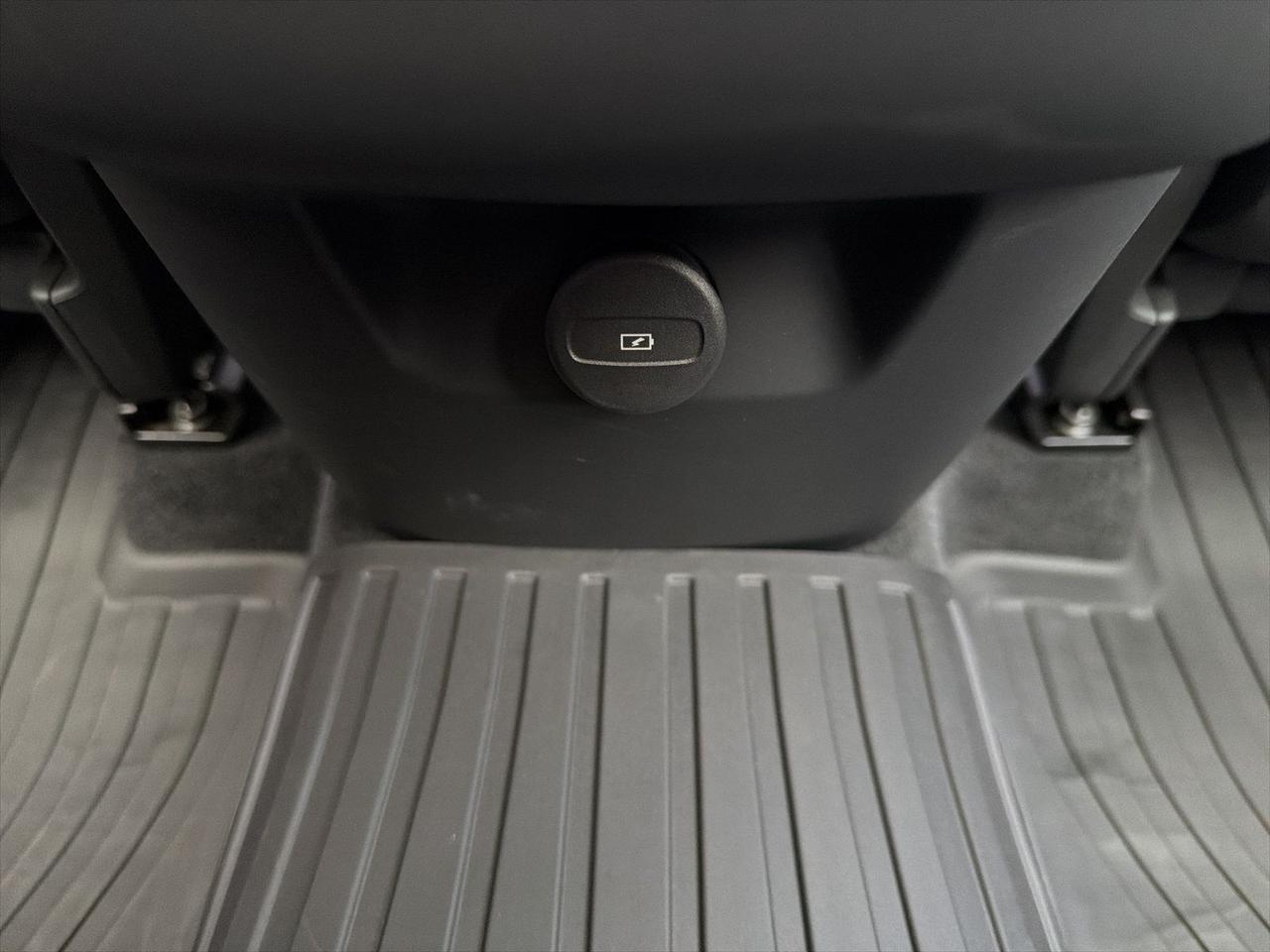 2026 Volvo XC90 B5 Core Bend OR